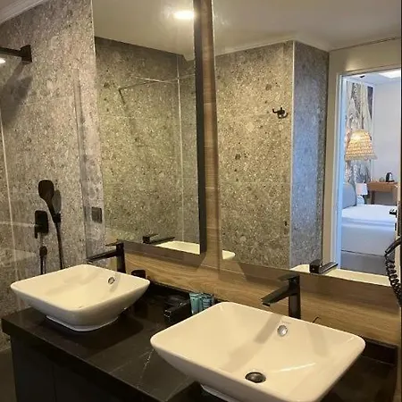 The Highlight Bodrum فندق يالِكافاك